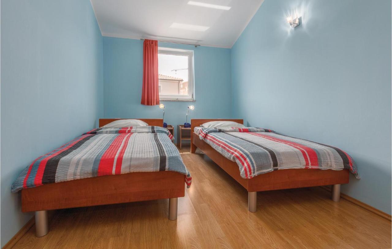 Nice Apartment In Kastel With Kitchen Bagian luar foto